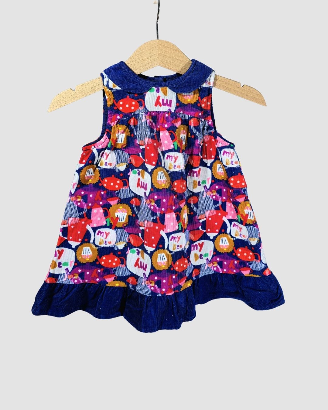 Велурена рокля без ръкави