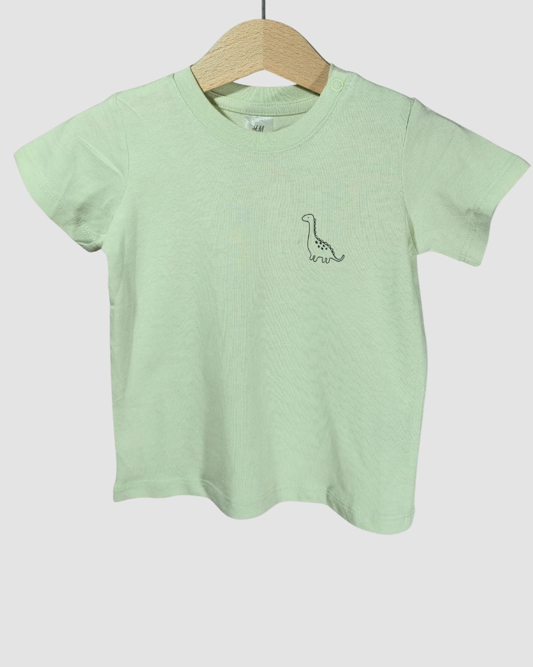 Зелена тениска с динозавърче