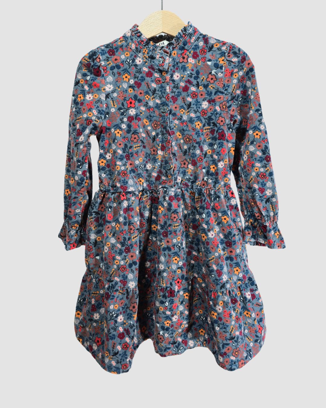 Кадифена рокля